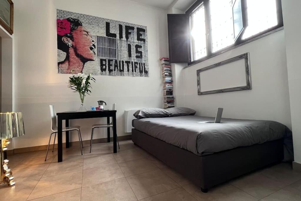 Life Is Beautiful Design Loft Navigli Romolo, Netflix, Wifi, Ac And Street Parking Apartment Milano Ngoại thất bức ảnh